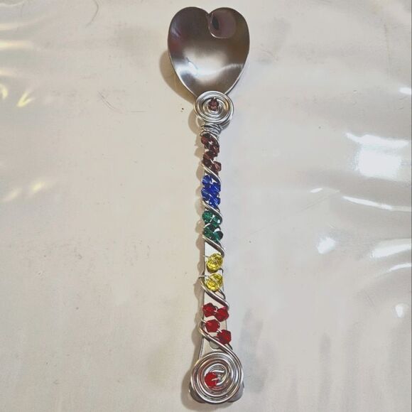 Wire wrapped and beaded spoon with cup hanger - Picture 1 of 3